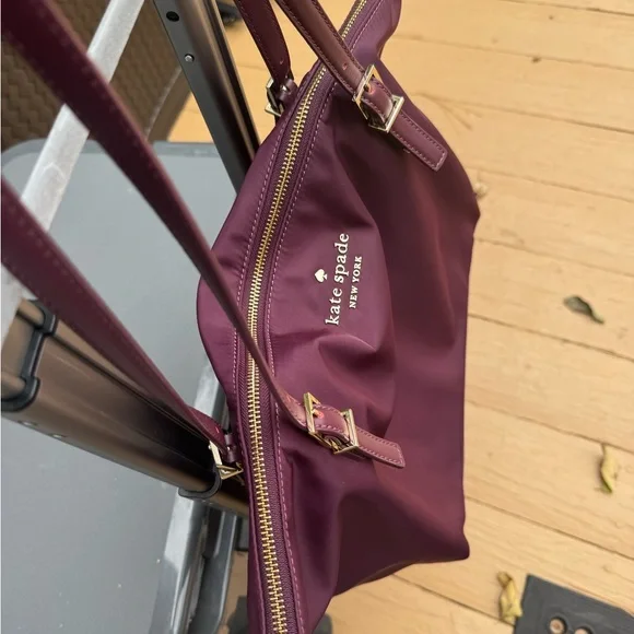 Kate Spade Maroon Burgundy Shoulder Tote Bag Gold accent detail adjustable strap - Picture 10 of 14